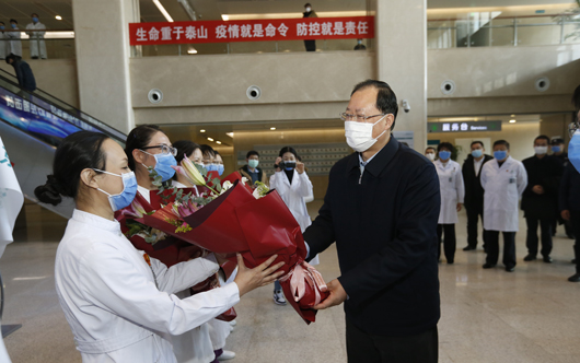 毛偉明董事長到北京電力醫(yī)院、白廣路辦公區(qū)檢查疫情防控工作并開展調(diào)研
