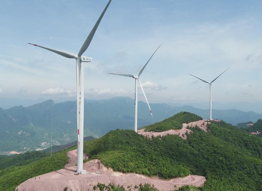 廣西貴港供電：推動電力“大風車”，吹起平南環(huán)保風