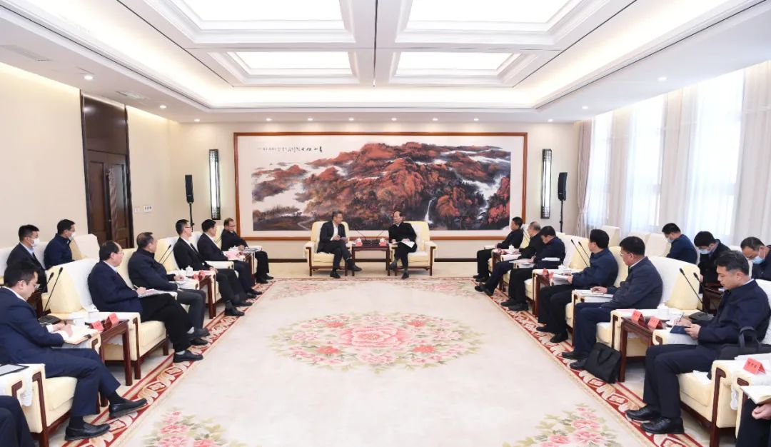 錢智民、江毅拜會(huì)內(nèi)蒙古自治區(qū)黨委書記、人大常委會(huì)主任石泰峰