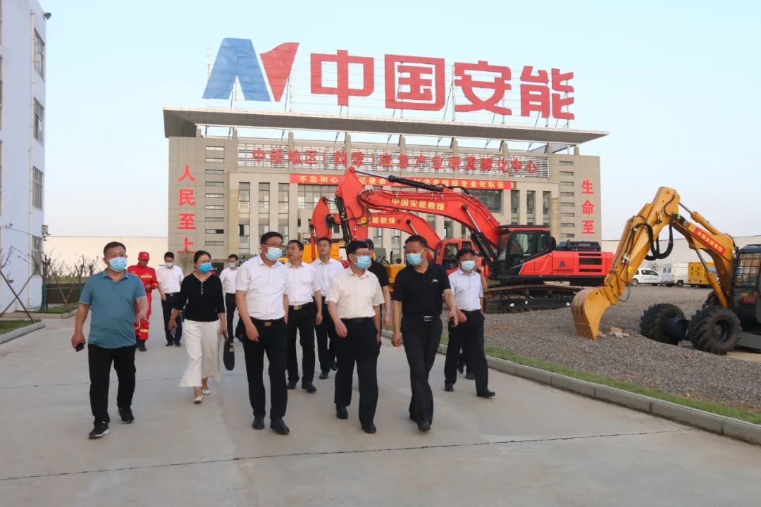 周慶豐赴河南鶴壁、新鄉(xiāng)開展商務(wù)活動