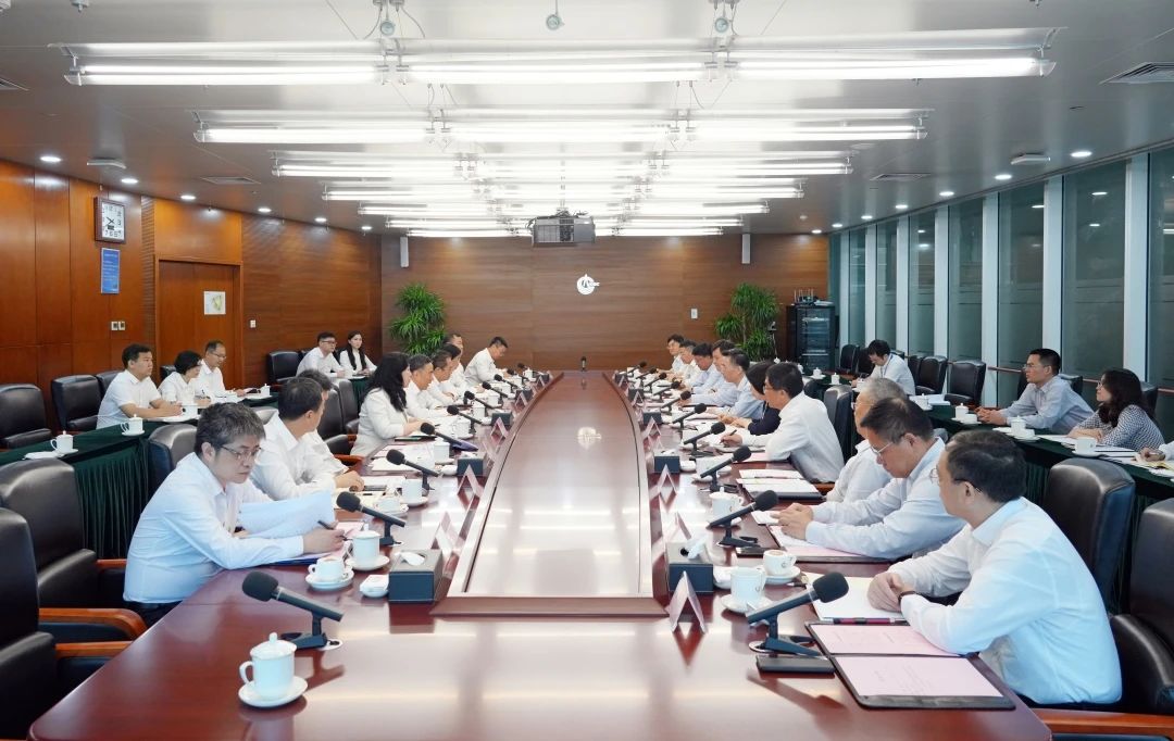 中國能建黨委書記、董事長宋海良與中國海油黨組書記、董事長汪東進會談