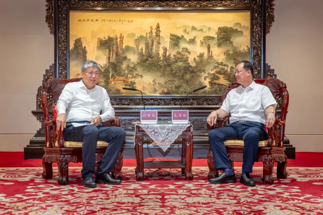 國家能源集團黨組書記、董事長劉國躍拜會湖南省委副書記、省長毛偉明