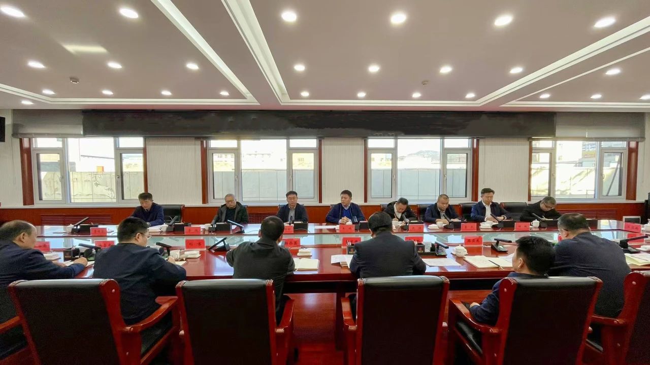華電煤業(yè)總經理、黨委副書記王瑞出席環(huán)縣重點項目推進會并到萬勝公司調研