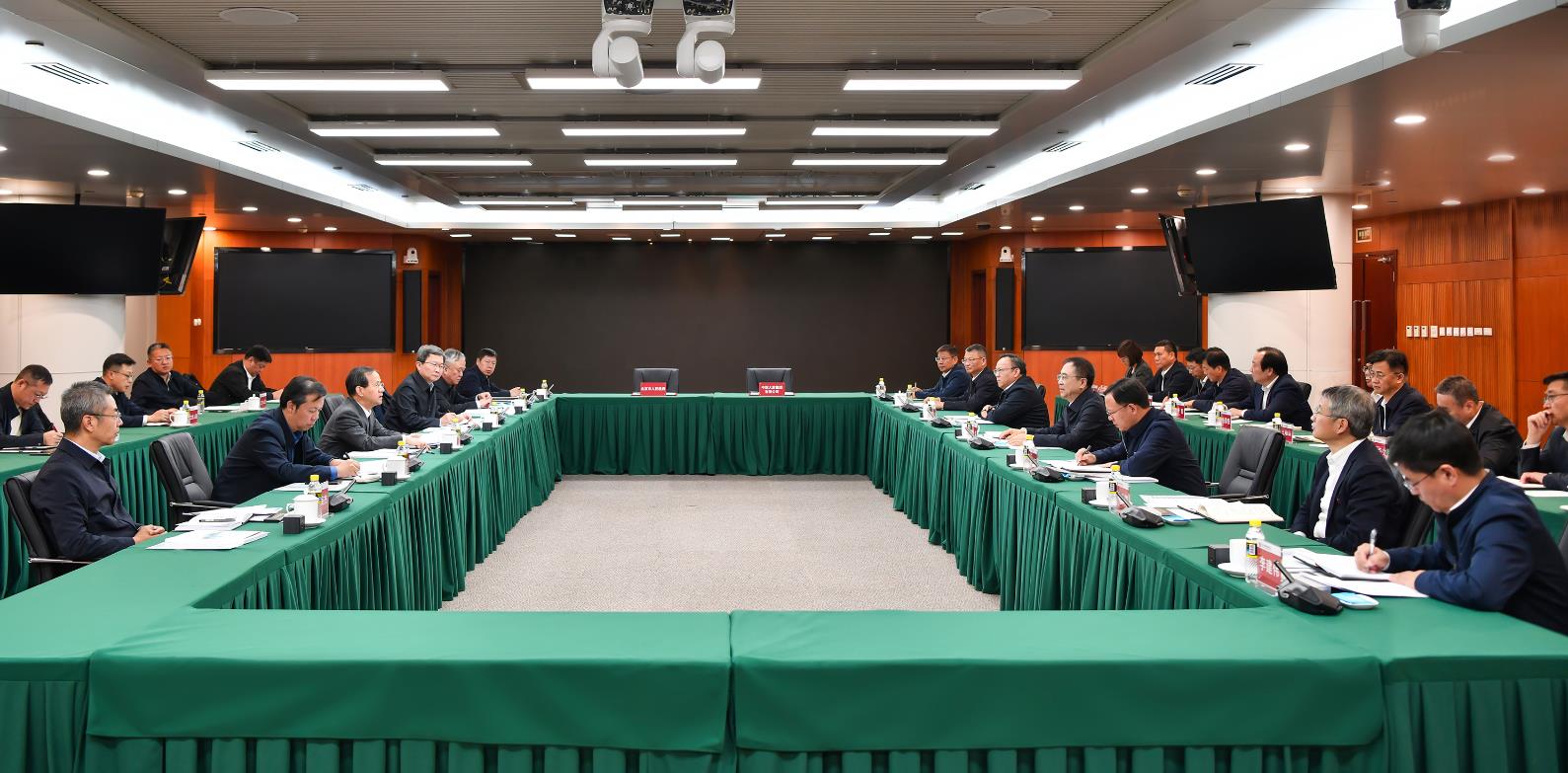北京市委副書記、市長(zhǎng)殷勇走訪調(diào)研中國(guó)大唐總部