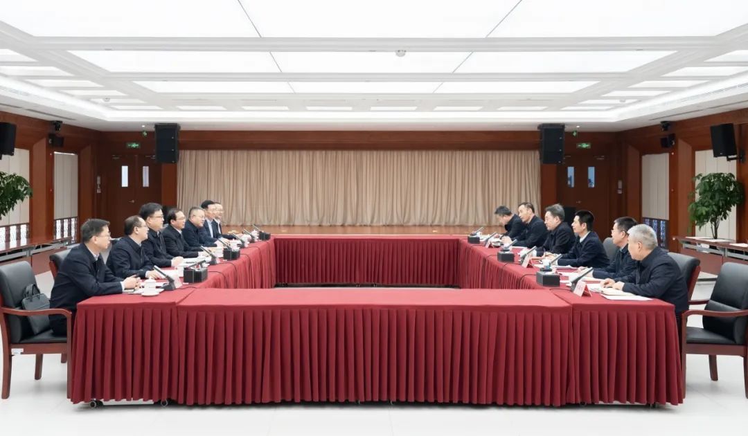 華電集團(tuán)江毅、葉向東拜會(huì)國(guó)家能源局黨組書記、局長(zhǎng)王宏志